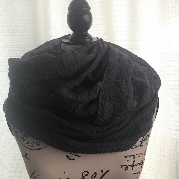Gray Infinity Scarf. - Picture 7 of 9